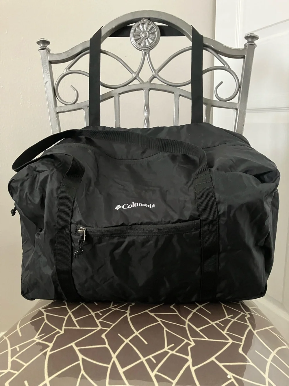 NEW - COLUMBIA Packable 30L Black Duffel Bag